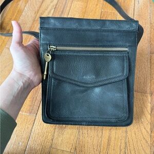 Vintage Fossil 1954 Black Pebbled Leather Crossbody Bag Adjustable Sling Purse